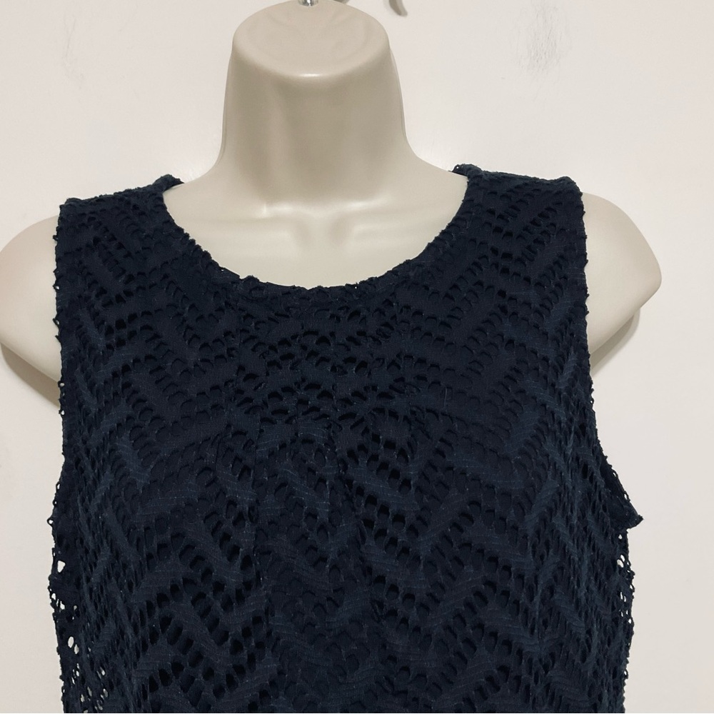 Banana republic Sleeveless eyelet top - Picture 4 of 8